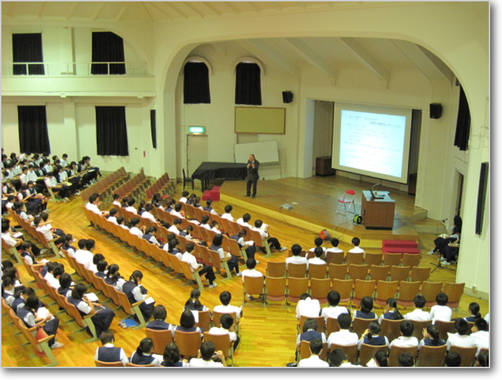 2階席より見た会場 2階席より見た会場